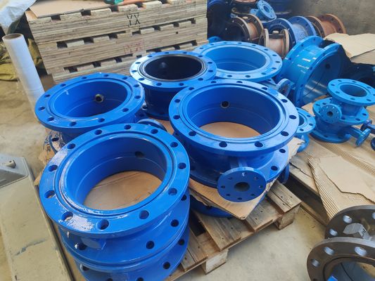 Optimieren Sie die Steuerung und Erweiterung mit PN15 150LB Double Flange Butterfly Control Valve