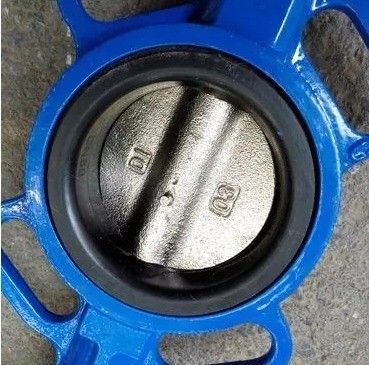 Verkaufen Sie CF8 Di Ci EPDM PTFE Strong Acid Ductile Iron Lever Betrieben Wafer Schmetterlingsventil