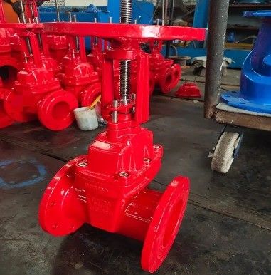 Wasserkontrolle 4" Manuelles Steigende Stamm-Tor-Ventil PN10 PN16 in Wassermedien